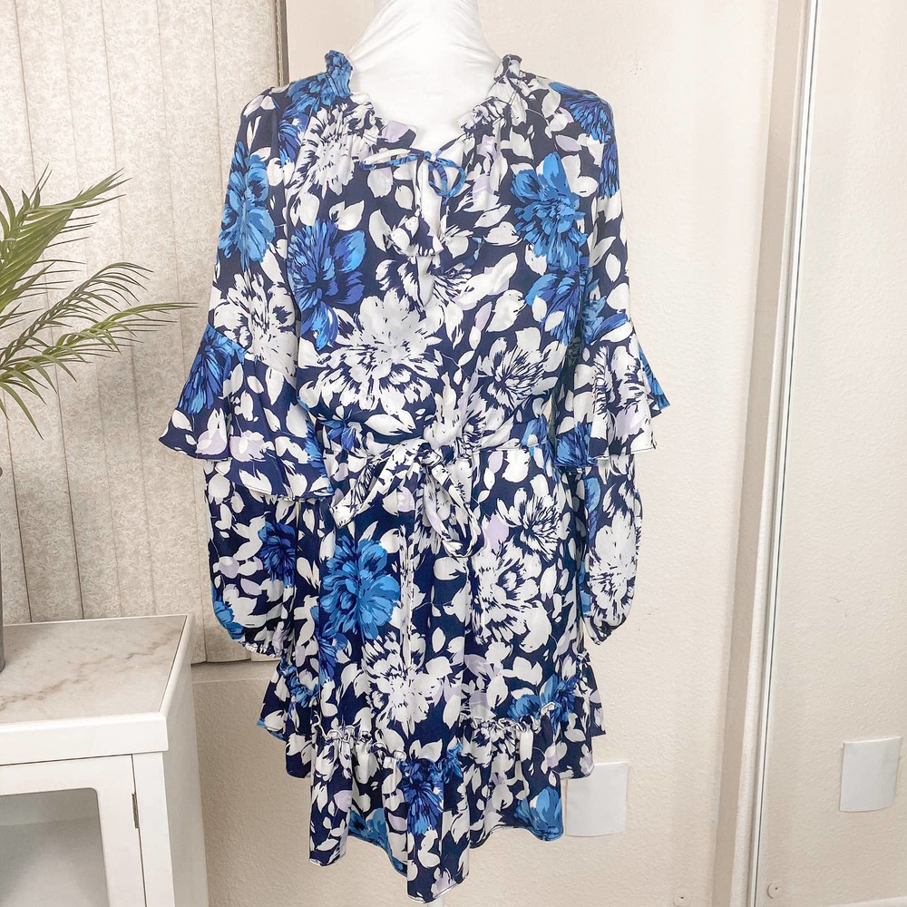Misa Los Angeles Dress Mini Floral White Blue Nehda Botanical Size Medium - Picture 4 of 15